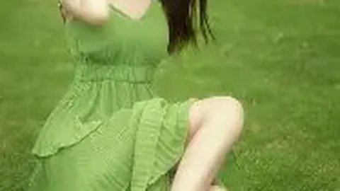 “强强对决！拜仁战葡萄牙体育，凯恩领衔三叉戟，奥利塞、卡尔首发出战，阿方索待机待发！”